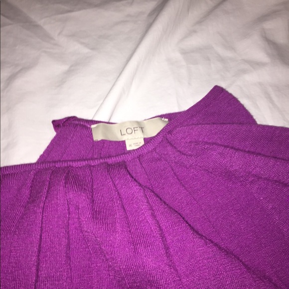 Sweater - Picture 2 of 4